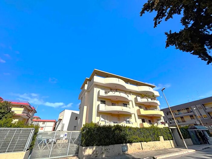 Appartamento quadrilocale in vendita in Via Conte Girolamo Giusso, Bari