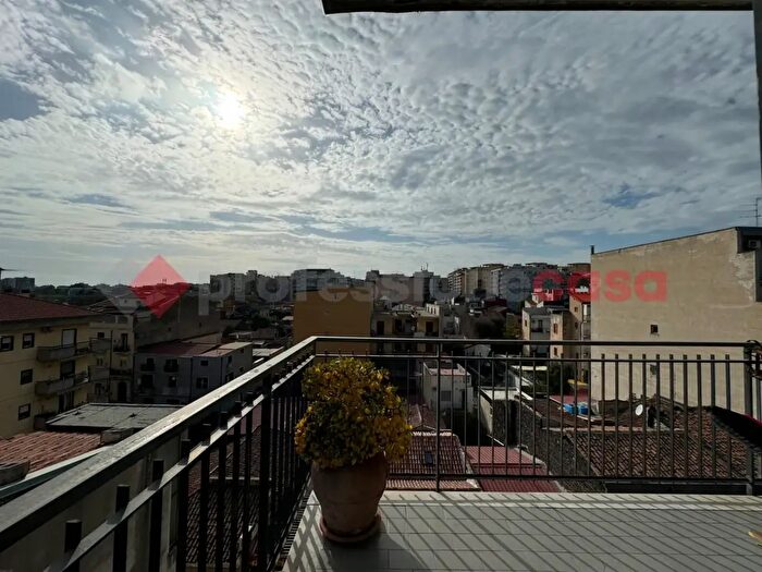 Appartamento trilocale in vendita in Via Stazzone, Catania