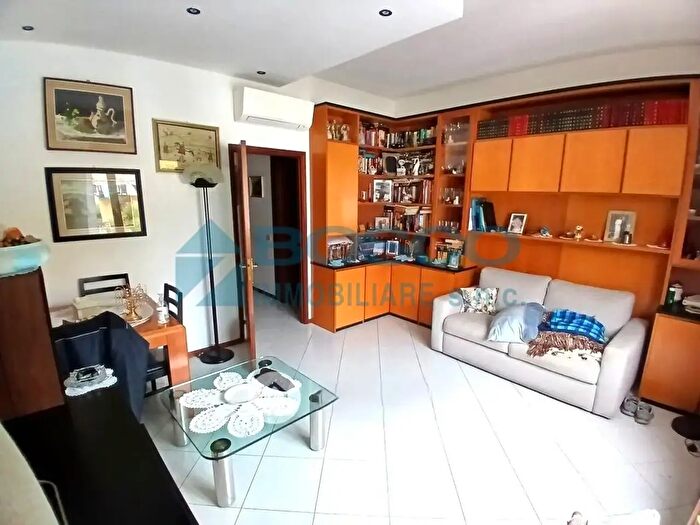 Appartamento trilocale in vendita in Via Monte Picchiara b, La Spezia