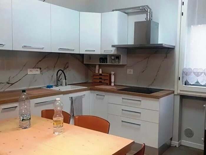 Appartamento con 6 locali in affitto in Conegliano