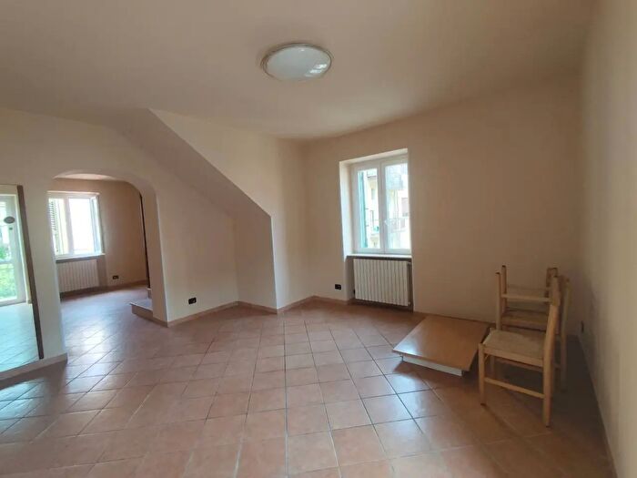 Appartamento quadrilocale in affitto in Via Crodarolo, Sarnico