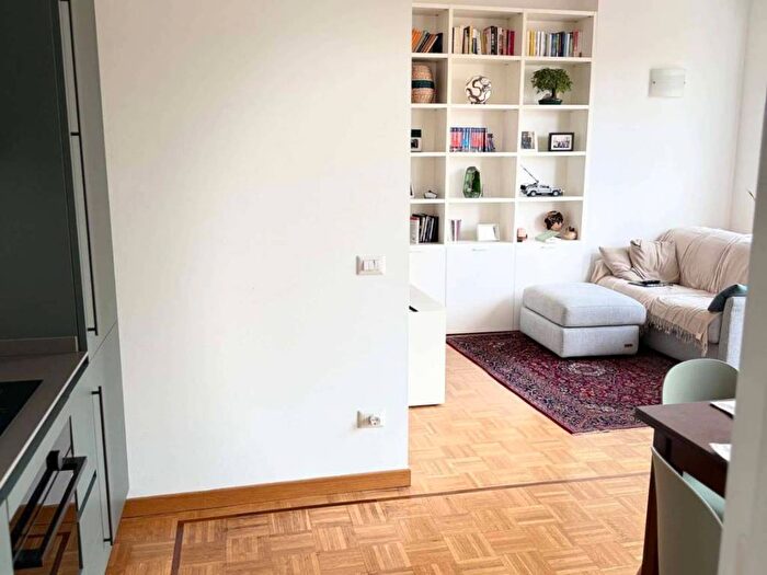Appartamento bilocale in affitto in Via Bramante, Paolo Sarpi, Milano