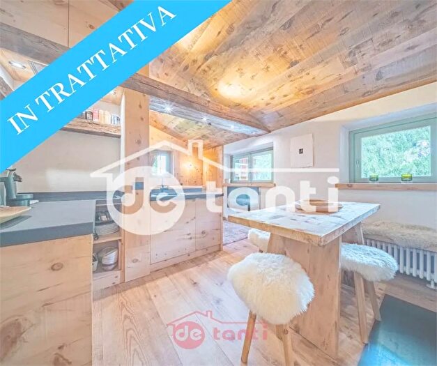 Appartamento trilocale in vendita in Via Andossi Madesimo So, Madesimo