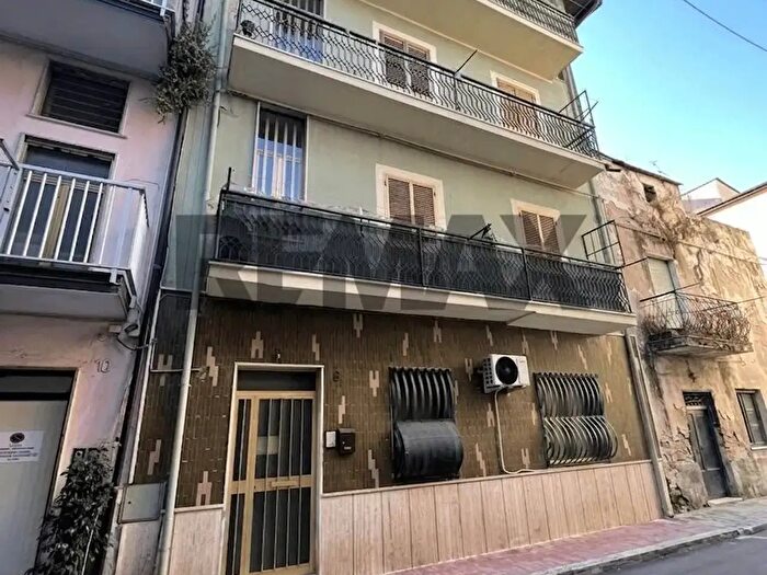 Appartamento quadrilocale in vendita in Via Anzio, CoriglianoRossano