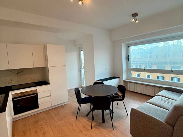 Appartamento trilocale in affitto in Via Oslavia, Mazzini Delle Vittorie, Roma