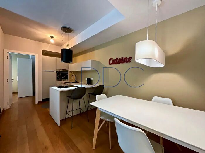 Appartamento trilocale in affitto in Via XX Settembre, Torino