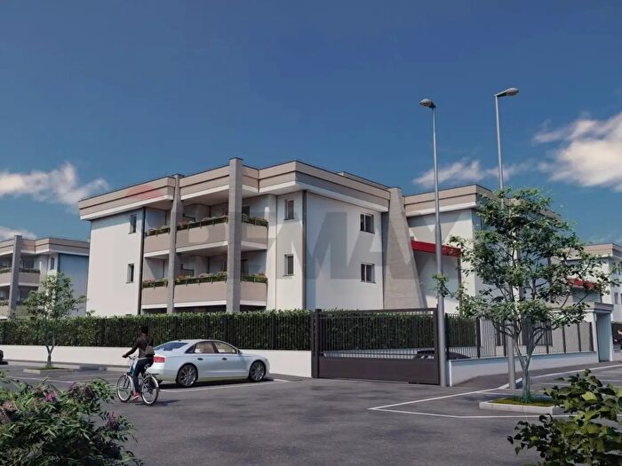 Appartamento bilocale in vendita in Via Santa Maria, Parabiago