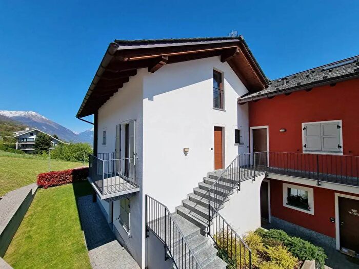 Casa monolocale in vendita in Via Roma, Teglio