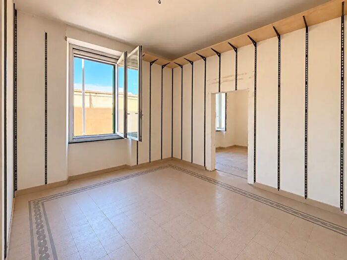 Appartamento con 7 locali in vendita in Via di San Giovanni in Laterano, Roma