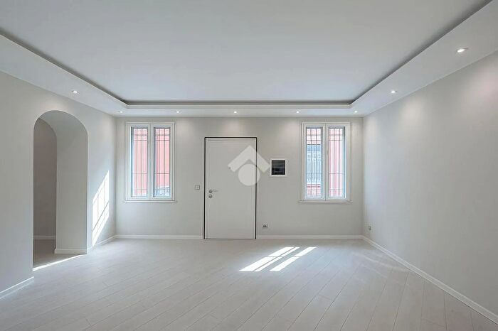 Casa trilocale in vendita in Via Gustavo Modena, Brescia