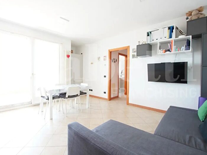 Appartamento quadrilocale in vendita in Via San Donà, Venezia