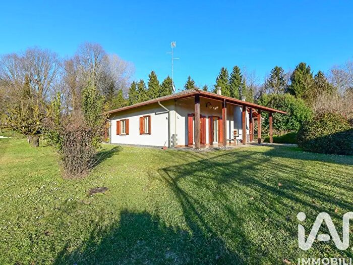 Casa con 6 locali in vendita in Via Adige c, Cantu