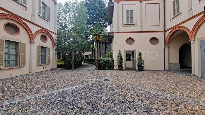 Appartamento bilocale in affitto in Piazza Roma, Centro Storico, Como
