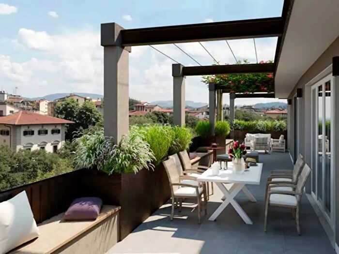 Appartamento con 6 locali in vendita in Viale Gramsci, Firenze