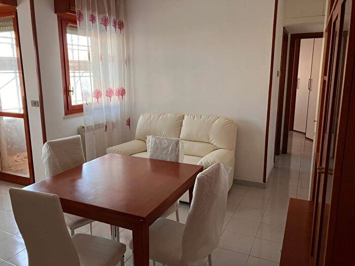 Appartamento bilocale in affitto in Via Terracina, Piccarello, Latina