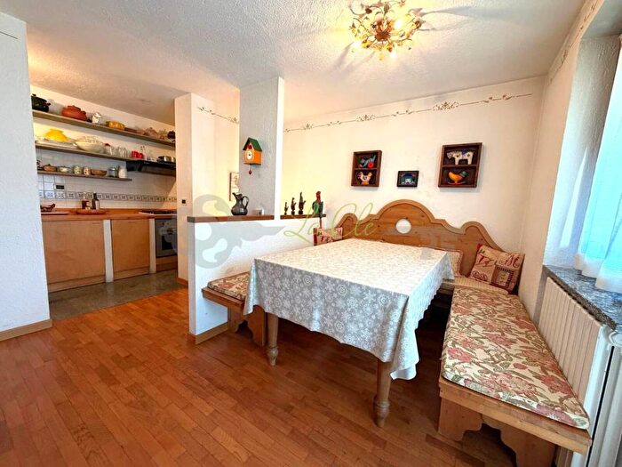 Appartamento trilocale in affitto in Centro, Courmayeur