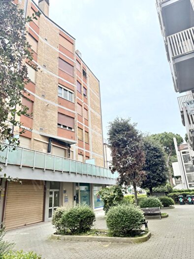 Appartamento trilocale in vendita in Viale dei Mille, Cesenatico