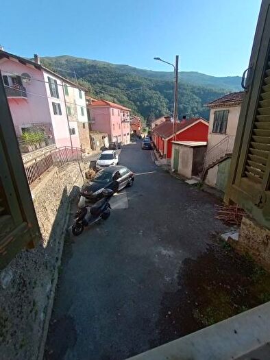 Casa con 5 locali in vendita in Via Rotabile, Aurigo