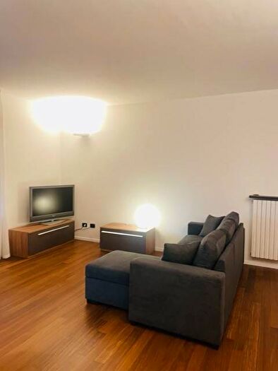 Appartamento quadrilocale in affitto in Via Pietro Bembo, Affori, Milano