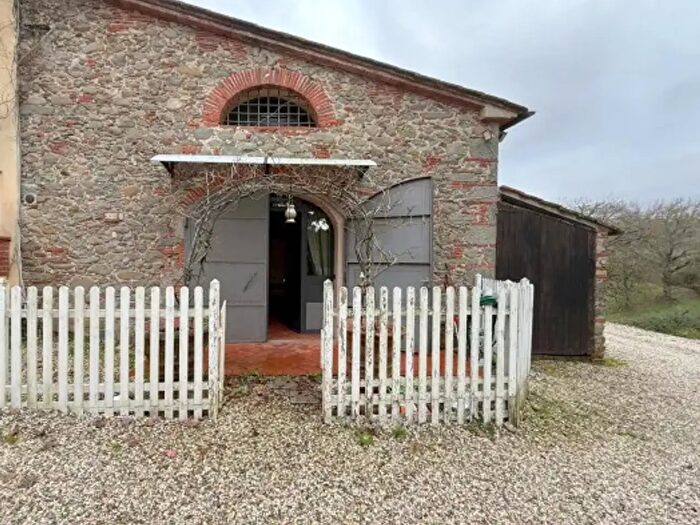 Casa quadrilocale in affitto in Via Vecchia Pesciatina in Gragnano, Capannori