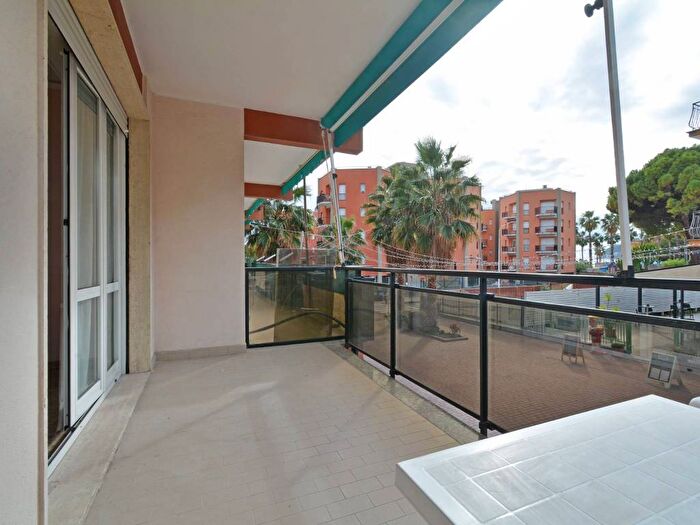 Appartamento trilocale in affitto in Via della Resistenza, Centro, San Bartolomeo al Mare