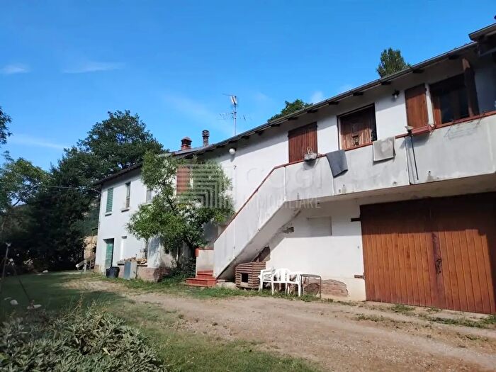 Casa con 13 locali in vendita in Via Vallette, Casalfiumanese