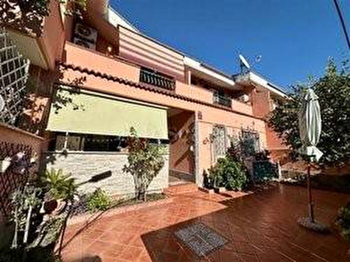 Casa trilocale in affitto in Via dei Lecci, Villa Claudia, Anzio