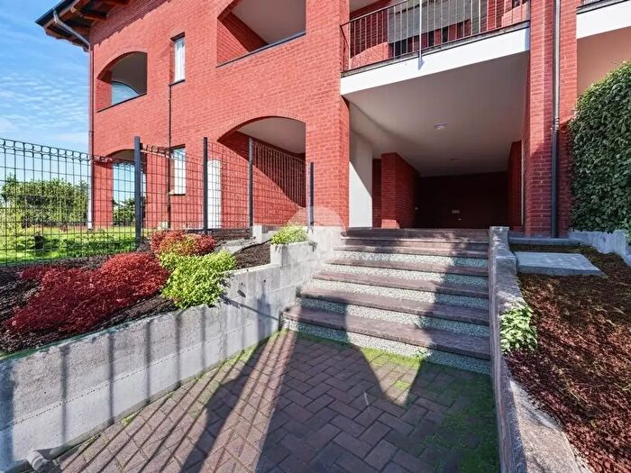 Casa con 5 locali in vendita in Via Dottor Croce, San Maurizio Canavese