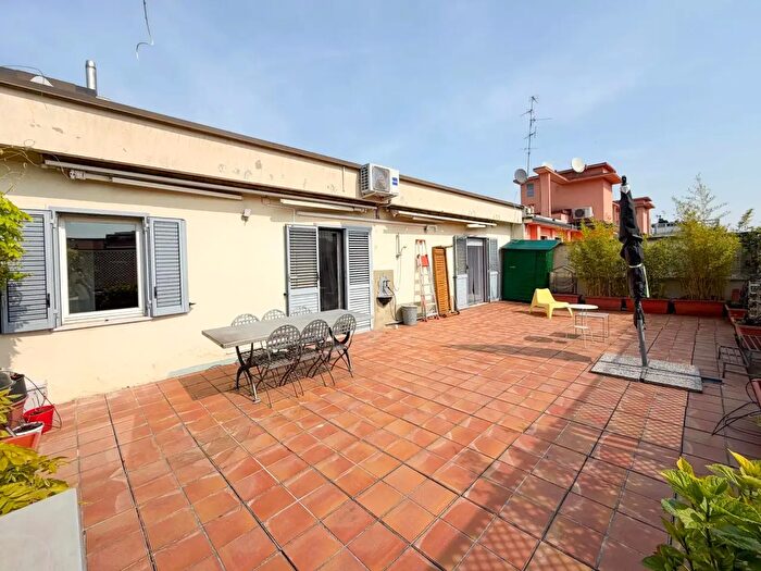 Appartamento bilocale in affitto in Via Sebastiano Veniero, Milano