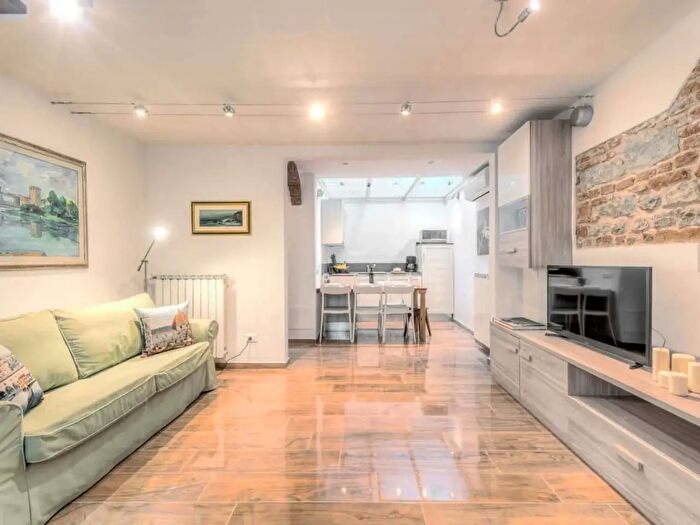 Appartamento monolocale in affitto in Via dei Cerchi, Firenze