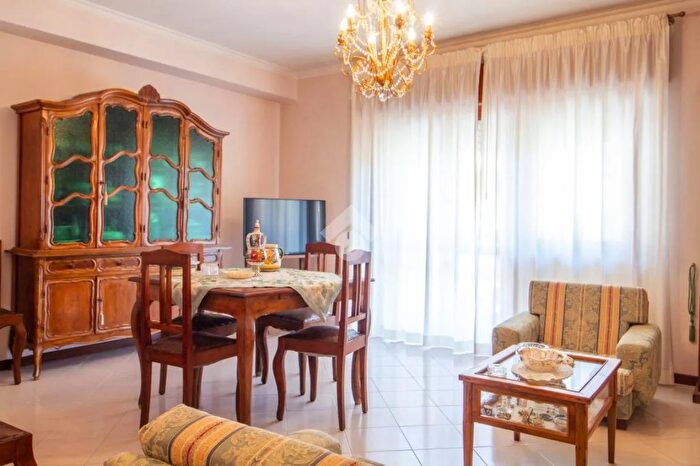 Appartamento quadrilocale in vendita in Via Palombara, Antrodoco