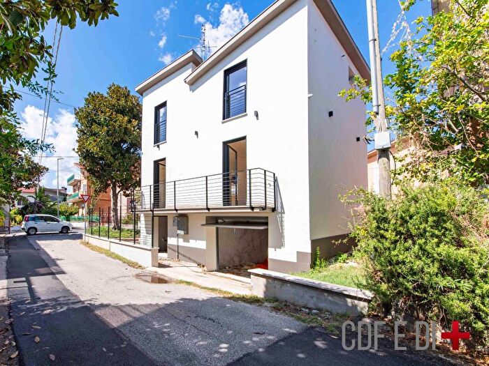 Casa trilocale in vendita in Via delle Cimette, Borgo Quinzio, Fara in Sabina