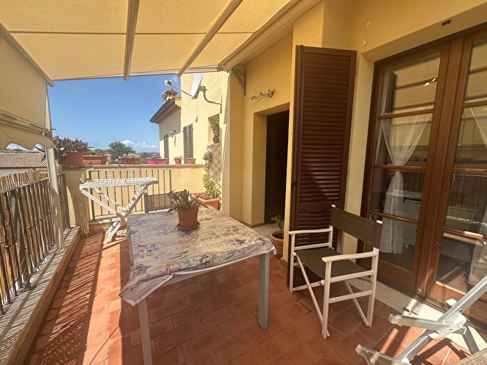 Appartamento trilocale in vendita in Scarlino