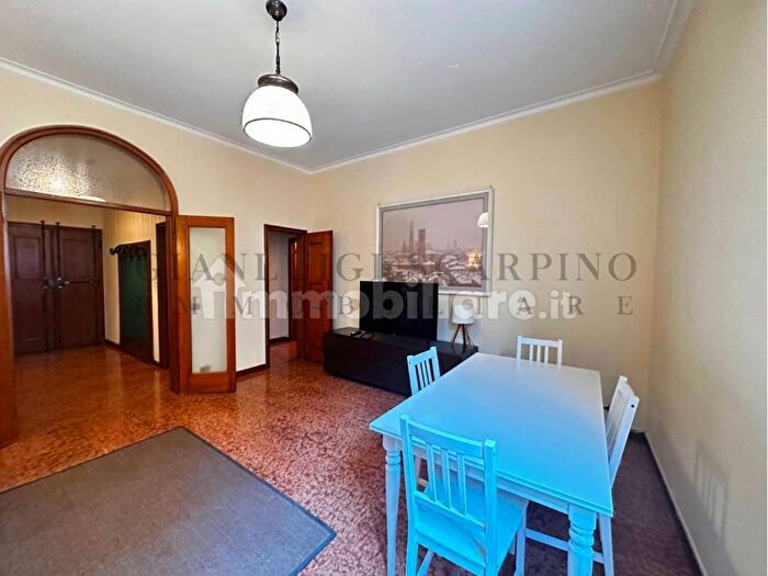 Appartamento quadrilocale in affitto in Via delle Donzelle, Centro Storico, Bologna