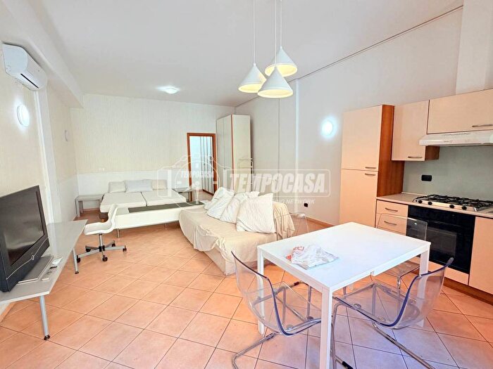 Appartamento bilocale in affitto in Via Adelaide Ristori C, San Donato, Bologna