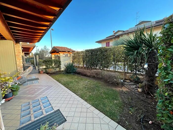 Appartamento trilocale in vendita in Via Maestro Eligio Miglietta, Chiari