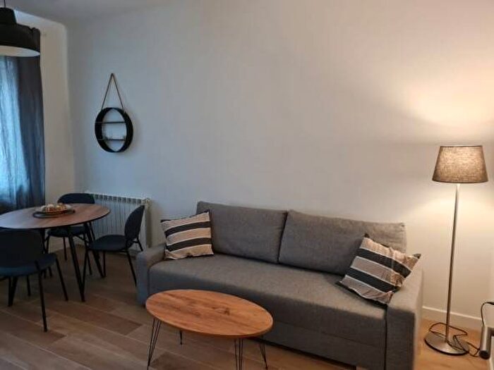 Appartamento bilocale in affitto in Via dei Giuliani, San Giacomo, Trieste