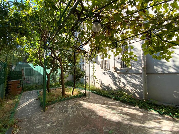 Appartamento quadrilocale in vendita in Via Giuseppe Mazzini, San Giorgio A Cremano