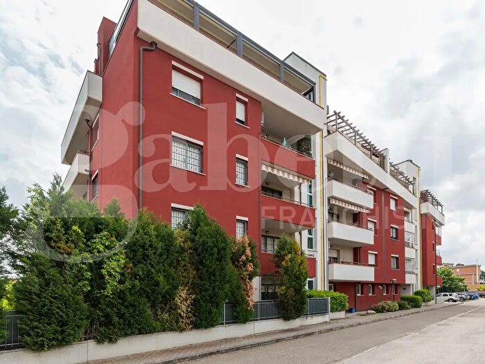 Appartamento quadrilocale in vendita in Via Galliera, Argelato