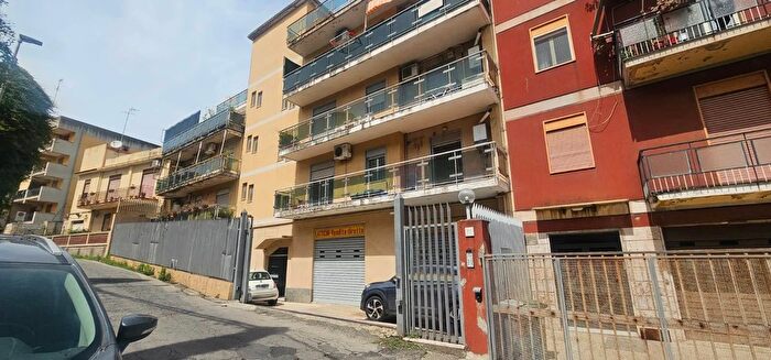 Appartamento con 5 locali in vendita in Messina, Messina