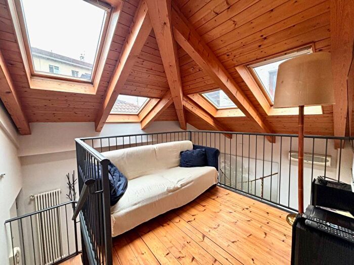 Appartamento trilocale in affitto in Via Michele Buniva, Vanchiglia, Torino