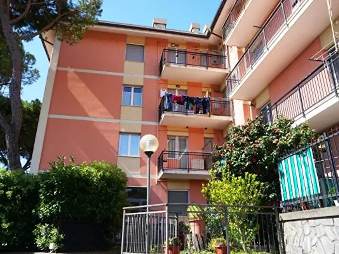 Appartamento bilocale in vendita in Salita al Forte della Crocetta, Genova