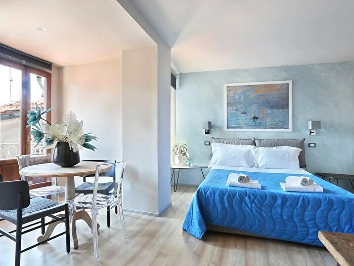 Appartamento monolocale in affitto in Via della Scala, Firenze