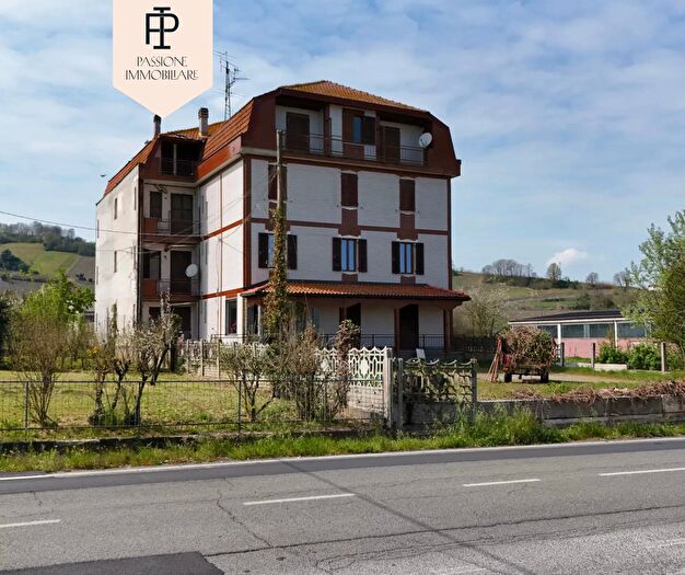 Appartamento con 5 locali in vendita in Strevi