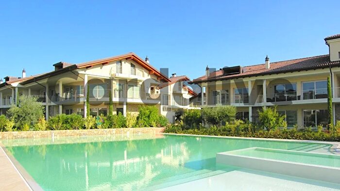 Appartamento trilocale in vendita in Residence Caesar, Sirmione