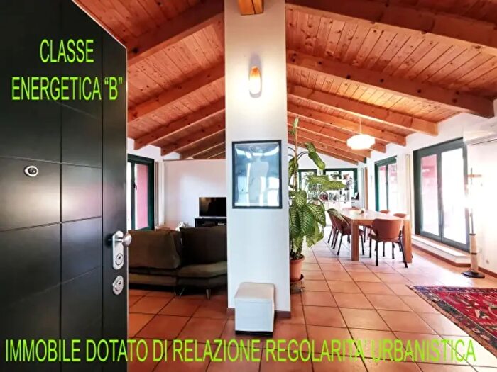 Appartamento con 5 locali in vendita in Strada Revigliasco, Moncalieri
