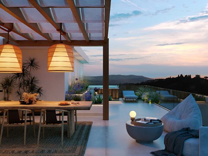 Appartamento quadrilocale in vendita in Via Cattaneo, Firenze