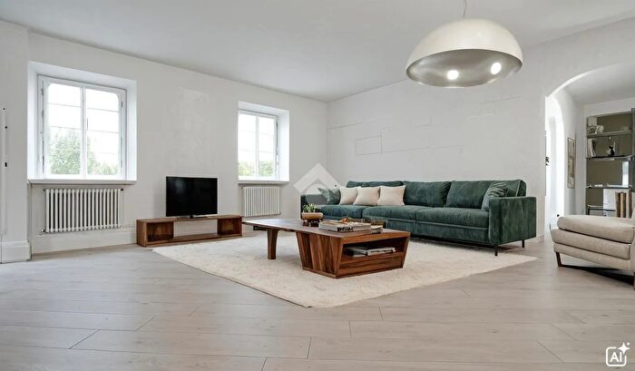 Casa quadrilocale in vendita in Via Risorgimento, Mariano Comense