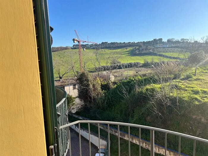 Appartamento trilocale in vendita in Sirolo