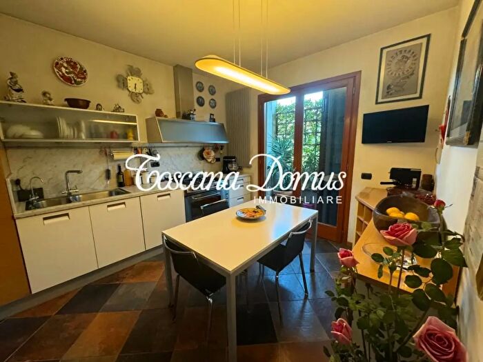 Appartamento con 6 locali in vendita in di Scacciapensieri, Siena